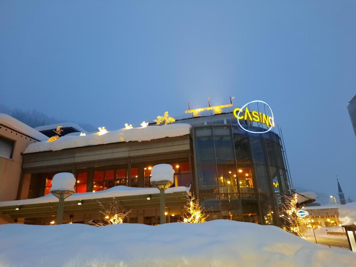 Holiday Accommodation - Swimming Pool Available Davos Buitenkant foto